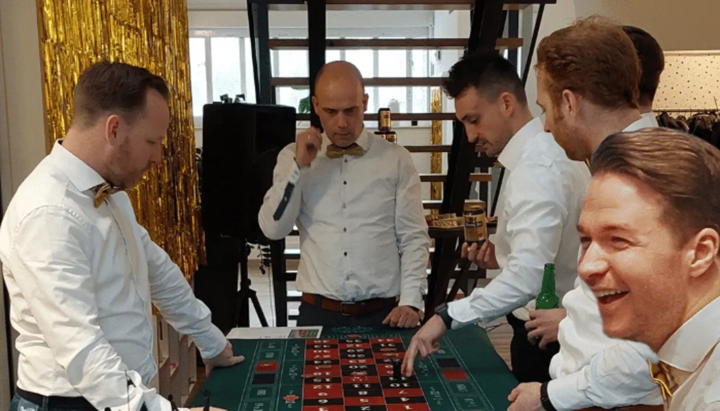Collega's van Elari tijdens het bedrijfsweekend